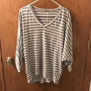 Toggery top with drape sleeves